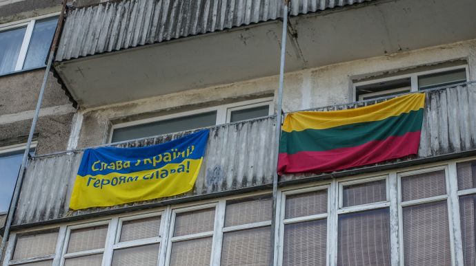 Литва призупинила закупівлю тепловізорів для України через тендерний скандал