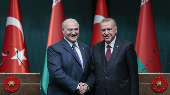 Лукашенко с Эрдоганом обсудили российскую войну в Украине