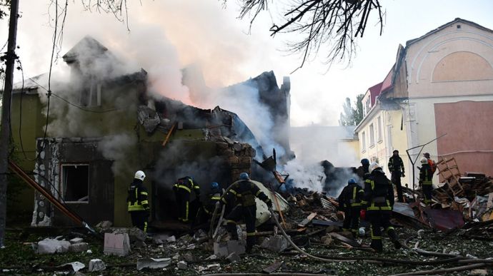 Mykolaiv rocket attack: 12 civilian casualties