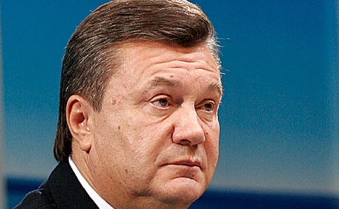 Суд по делу Януковича начался с заявления адвокатов о вмешательстве Луценко
