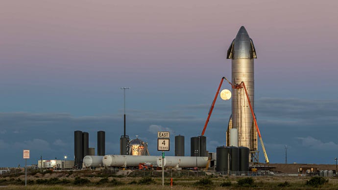 SpaceX провела предстартовый запуск двигателей корабля Starship SN9