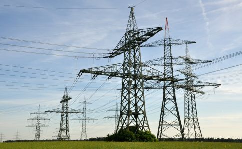 Україна втратила не менше 500 млн через імпорт електрики з РФ - ЗМІ