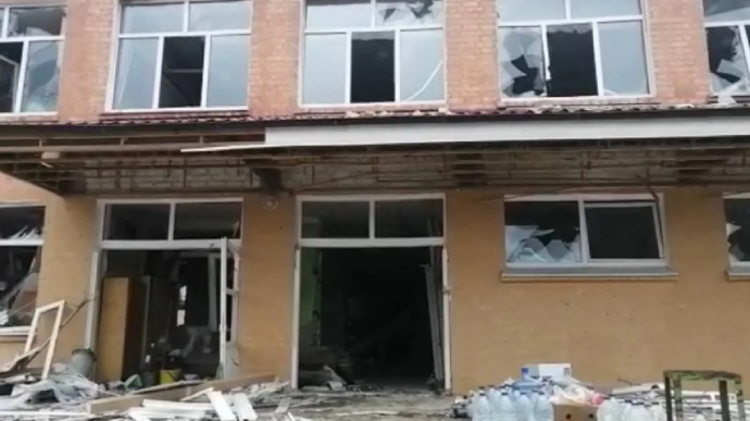Russian planes strike two schools and private houses in Chernihiv: 9 dead