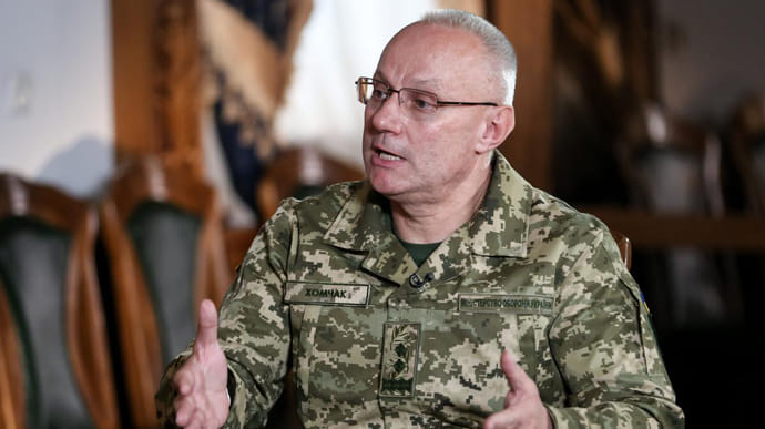 Головнокомандувач ЗСУ запевнив, що наступу України на Донбас не буде