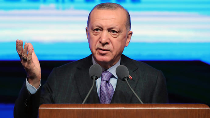Эрдоган собрался в Украину и зовет Зеленского и Путина на переговори в Турцию 