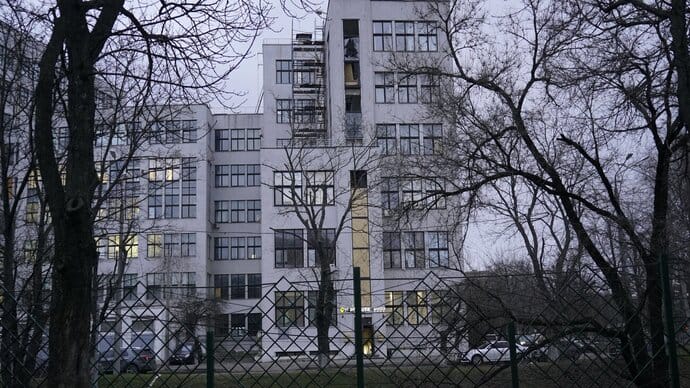 В результате атак РФ пострадал памятник национального значения – харьковский Госпром