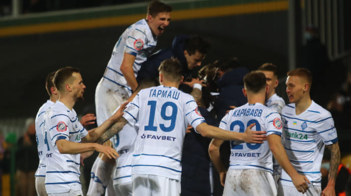 Динамо и Шахтер приняли синхронные победы в матчах 20 тура Премьер-лиги.