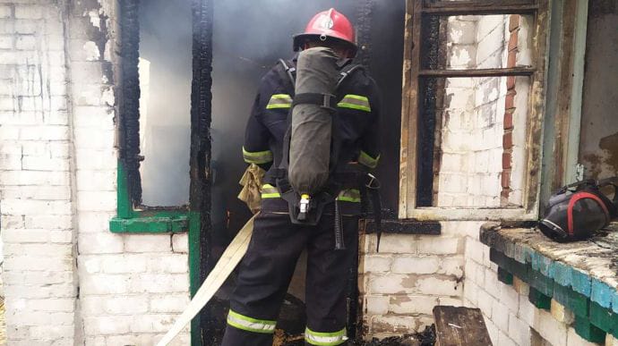 На Кировоградщине в пожаре погибли 2 взрослых и 2 детей
