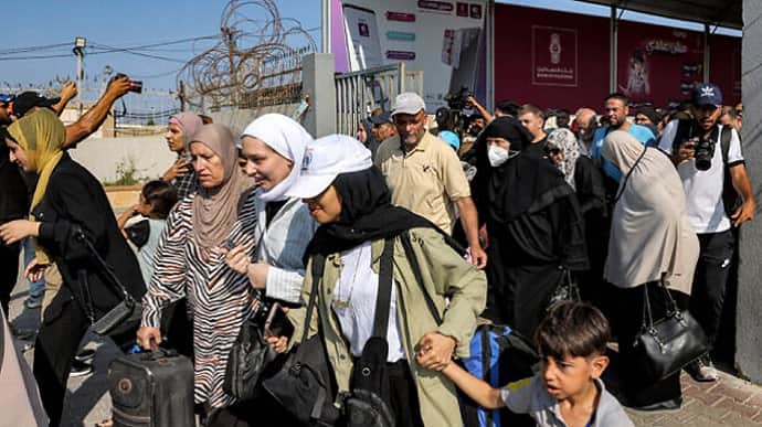 Єгипет впустить близько 7 тисяч іноземців в рамках евакуації з Гази