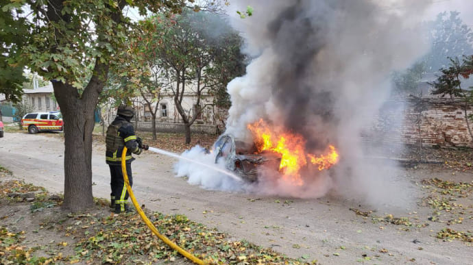 Russians drop bomb on Kupiansk, then strike again: casualties reported 