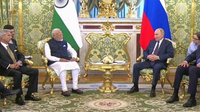 Indian Prime Minister urges Putin to end war in Ukraine saying that solution cannot be found on battlefield
