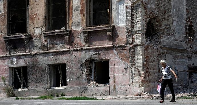 Up to 100 people leave occupied Mariupol every day; the city is becoming deserted