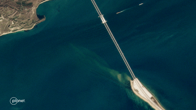 На подходах к Крымскому мосту возникли километровые пробки