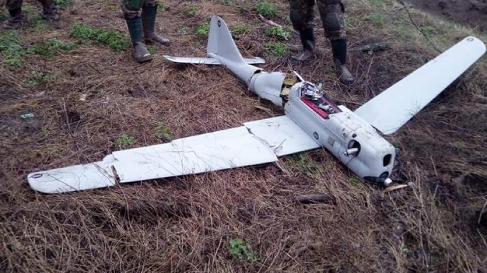 Военные сбили беспилотник над Днепропетровщиной, тот упал на дом