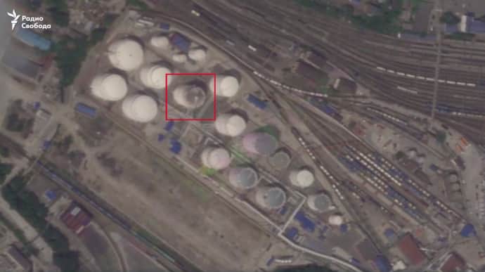 На спутниковых снимках видно следы пожара от атаки украинских дронов по Новороссийску
