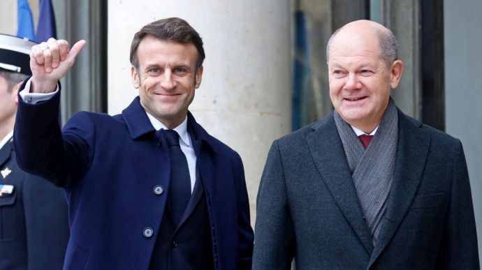 Macron does not rule out supply of Leclerc tanks to Ukraine at press conference with Scholz