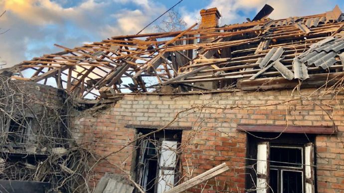 Russian forces deploy heavy artillery to shell Nikopol district