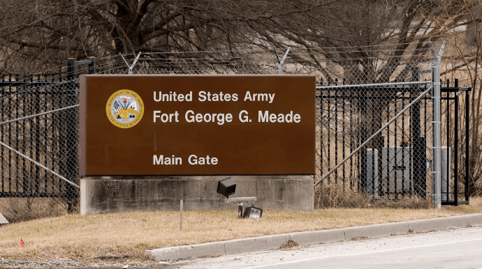 Пять человек пострадали в стрельбе на военной базе в США
