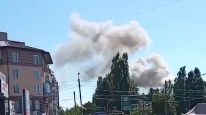 Ukrainian forces strike Russian control point in Nova Kakhovka – StratCom
