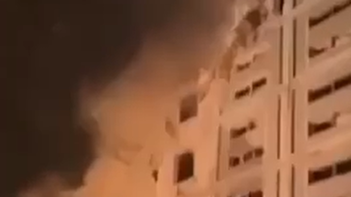 В Умані російська ракета зруйнувала багатоповерхівку, є загиблі