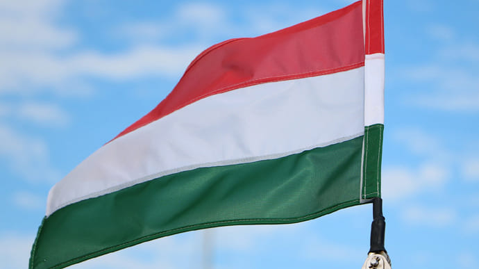 Венгрия возмущена, что их обвиняю в блокировании отключения РФ от SWIFT