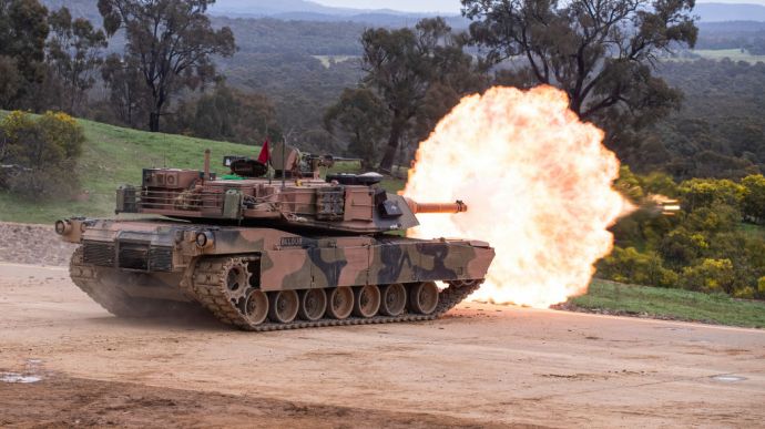 У Конгресі США закликали відправити в Україну хоч один танк Abrams, щоб стимулювати Німеччину