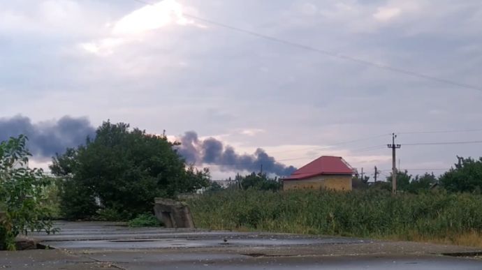 Blasts heard in Dzhankoi district in Russian-occupied Crimea, Crimean Tatar leader says Russian ammunition point hit