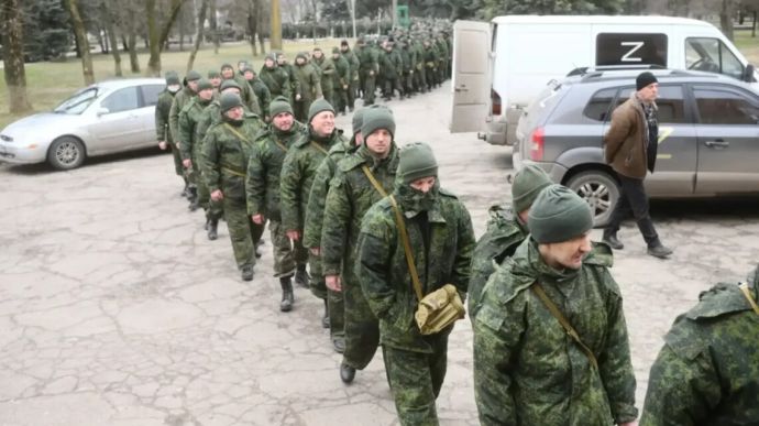 Генштаб: На Херсонщині ворог примусово мобілізує чоловіків, які отримали громадянство РФ 