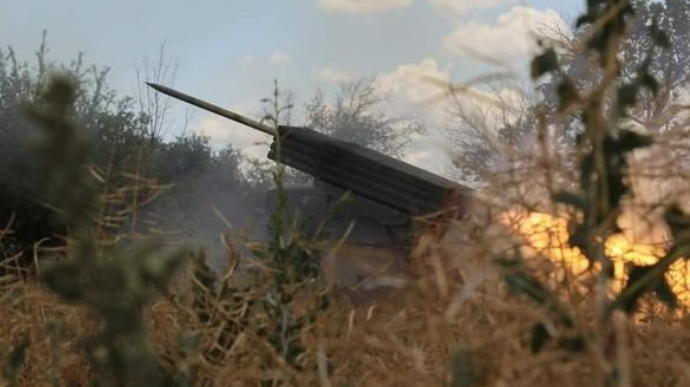 The Ukrainian armed forces stopped 10 attempts of the enemy to storm cities and villages on the border of Luhansk and Donetsk regions