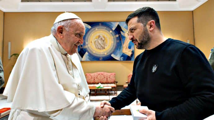 Zelenskyy discusses Peace Formula with Pope