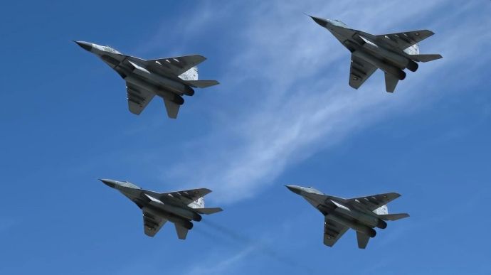 У Польщі кажуть, що вже передали Україні 14 літаків МіГ-29