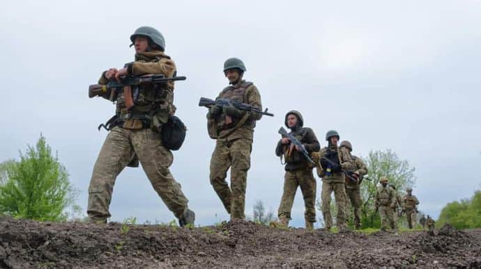 Ukraine's forces advance on Tavriia front