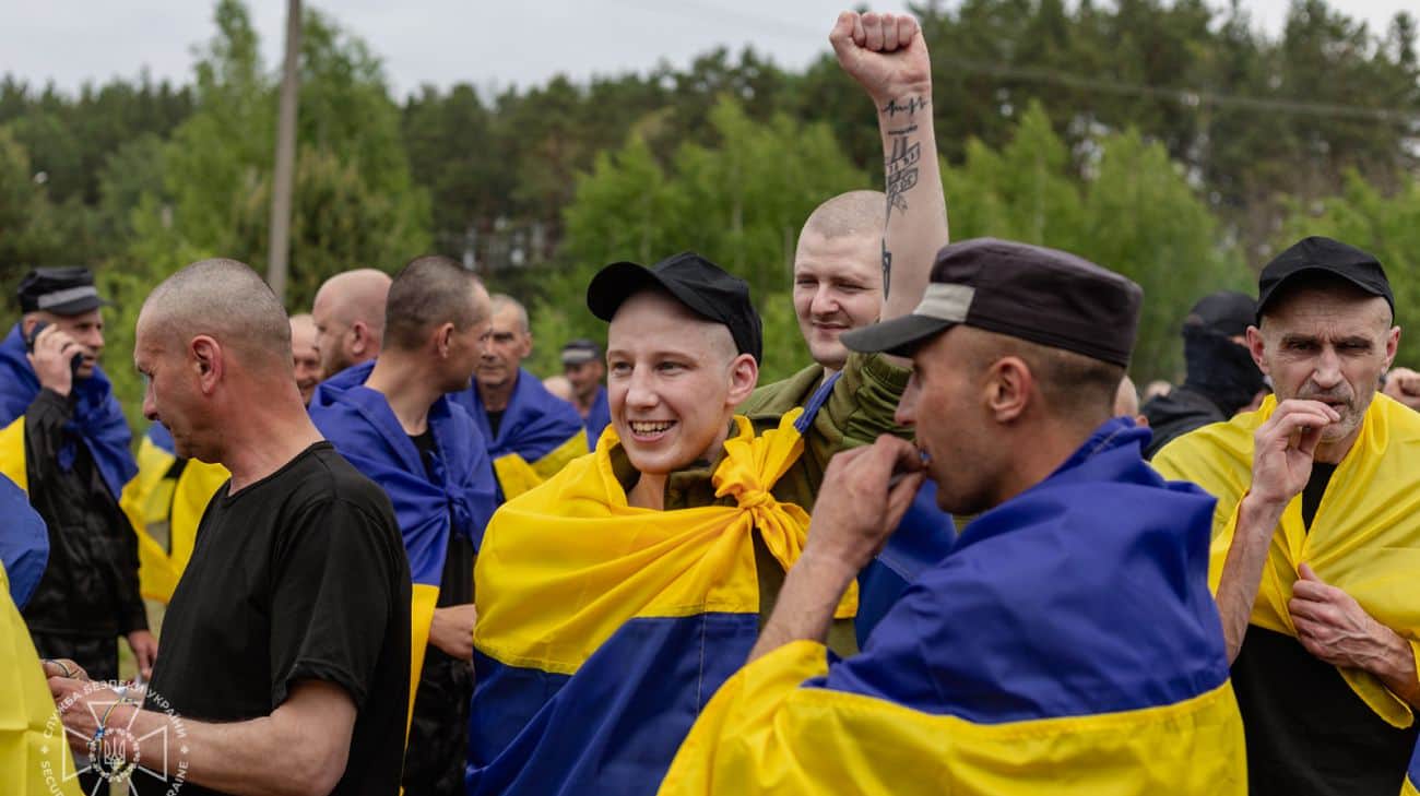 The Coordination Headquarters explained why there are no  » Azov  » ‘and those who have been captured since 2014