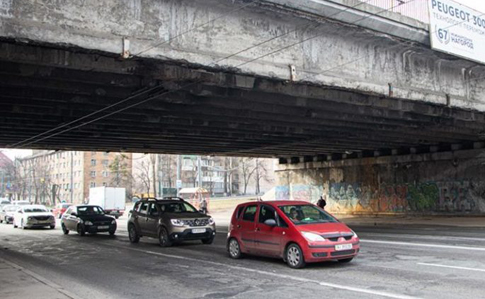 Мосты в Киеве дополнительно обследуют: не устали ли
