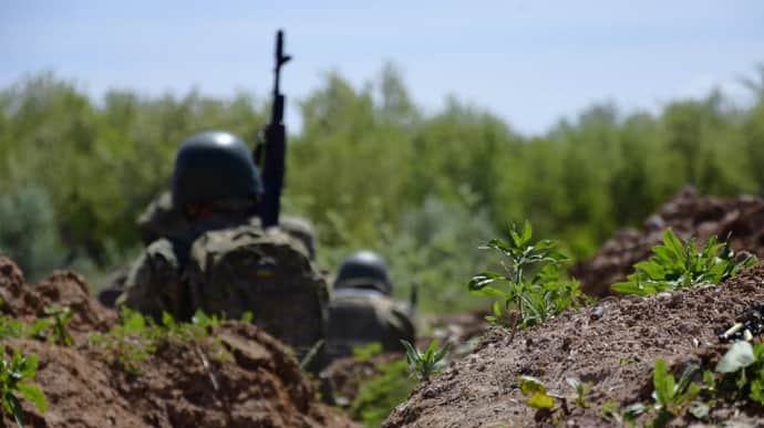 Генштаб: Украинские военные на определенных участках Харьковщины успешно оттесняют врага