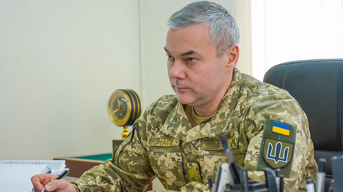 The Commander of Ukrainian Defence Forces Naiev: the situation is difficult on the front, but is completely under control