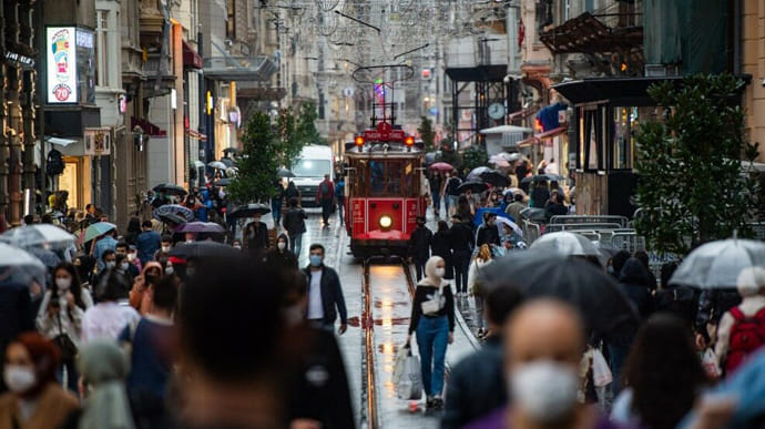 У Туреччині новий максимум заражень за час епідемії – понад 40 тисяч