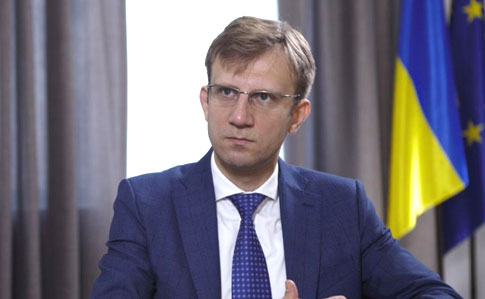 Янчук пошел судом против Кабмина из-за отстранения от должности