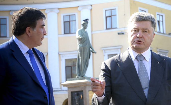 Друзьям все, врагам закон: как Порошенко возвращает Украину к избирательному правосудию