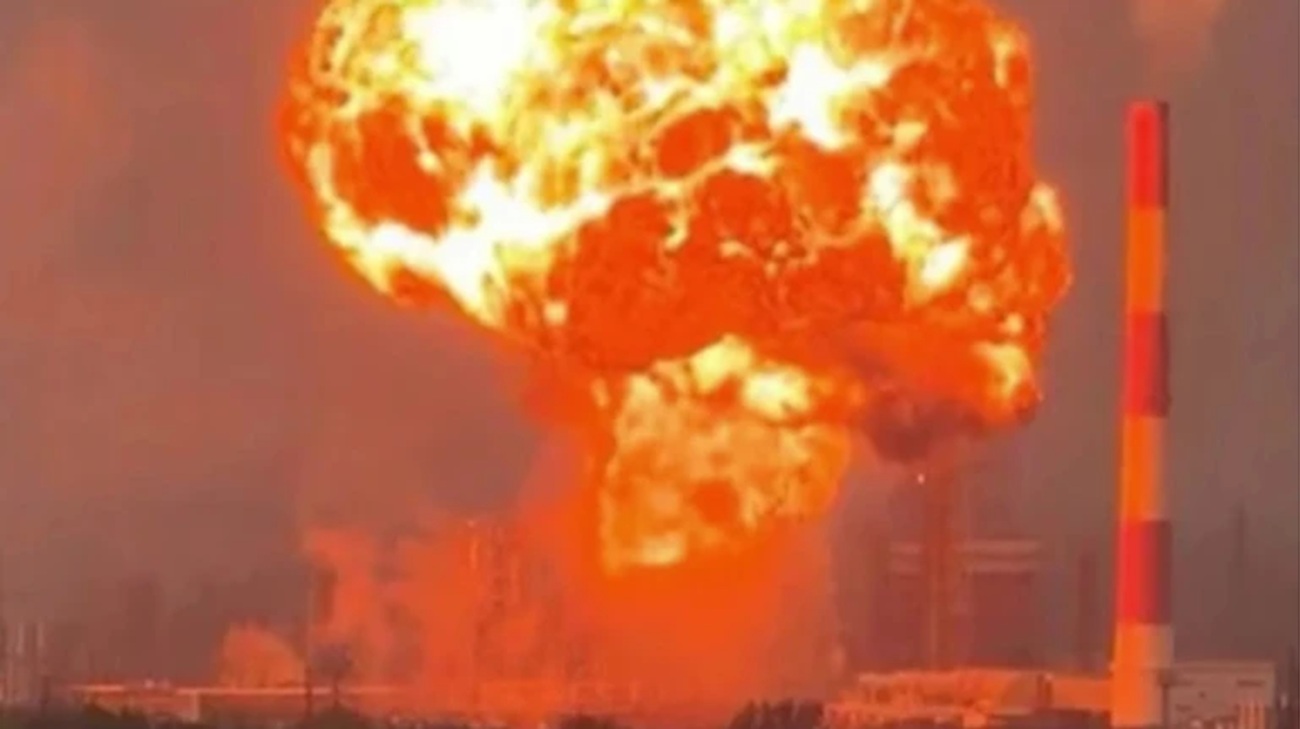 Petrol prices in Russia hit record high due to attacks on oil refineries