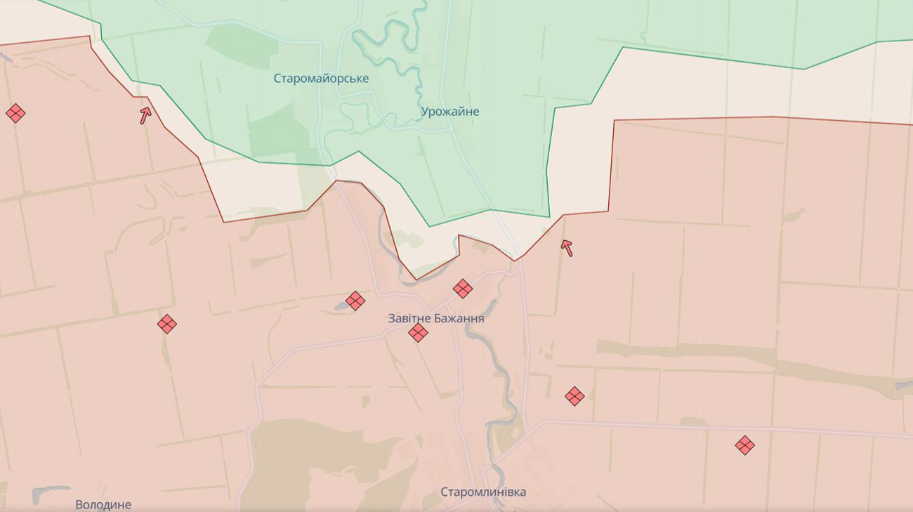 Russian soldier captured near Urozhaine while storming Ukrainian positions on moped – video