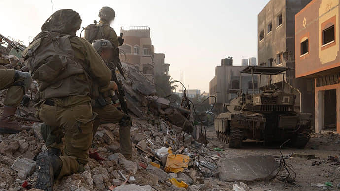 Військові захопили опорний пункт ХАМАС в Газі, завдали ударів по 450 об'єктах − ЦАХАЛ 