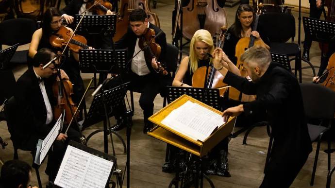У Львовского симфонического оркестра на гастролях в Европе украли рожок, гобой и трубу