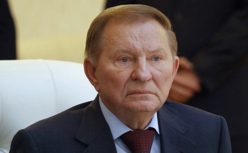 Кучма попрощался в Беларуси с участниками минских переговоров