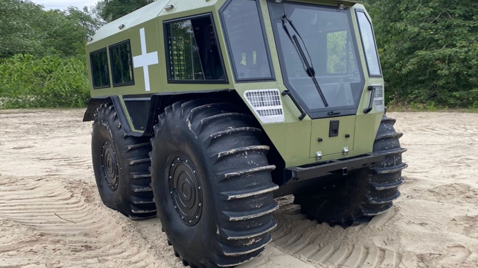 Ukraine's Defence Ministry approves TAHA amphibious all-terrain vehicle for use in defence forces