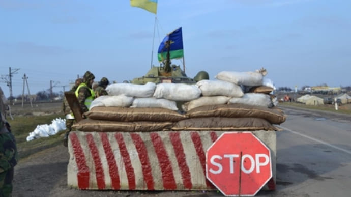 Russians attack a checkpoint in Korosten. 4 people killed