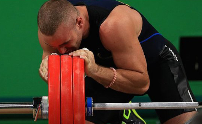 Сборную Украины по тяжелой атлетике дисквалифицировали на год за допинг