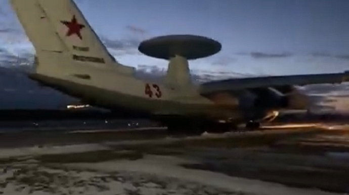Belarusian Defence Ministry shows video of alleged A-50 AWACS after statements of its damage
