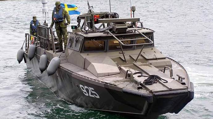 Sweden announces new €400 million aid package for Ukraine, including combat boats and anti-aircraft systems