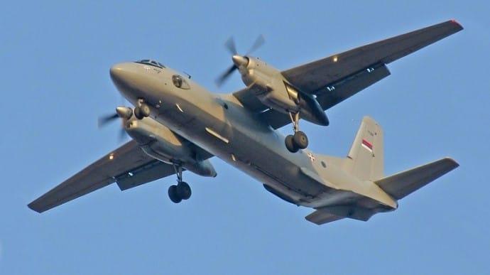 У Росії з радарів зник військовий літак: повідомляють, що він розбився